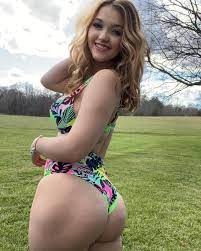 Kristennnhaness-Measurements-Age-Height-Bra-Size-Measurements